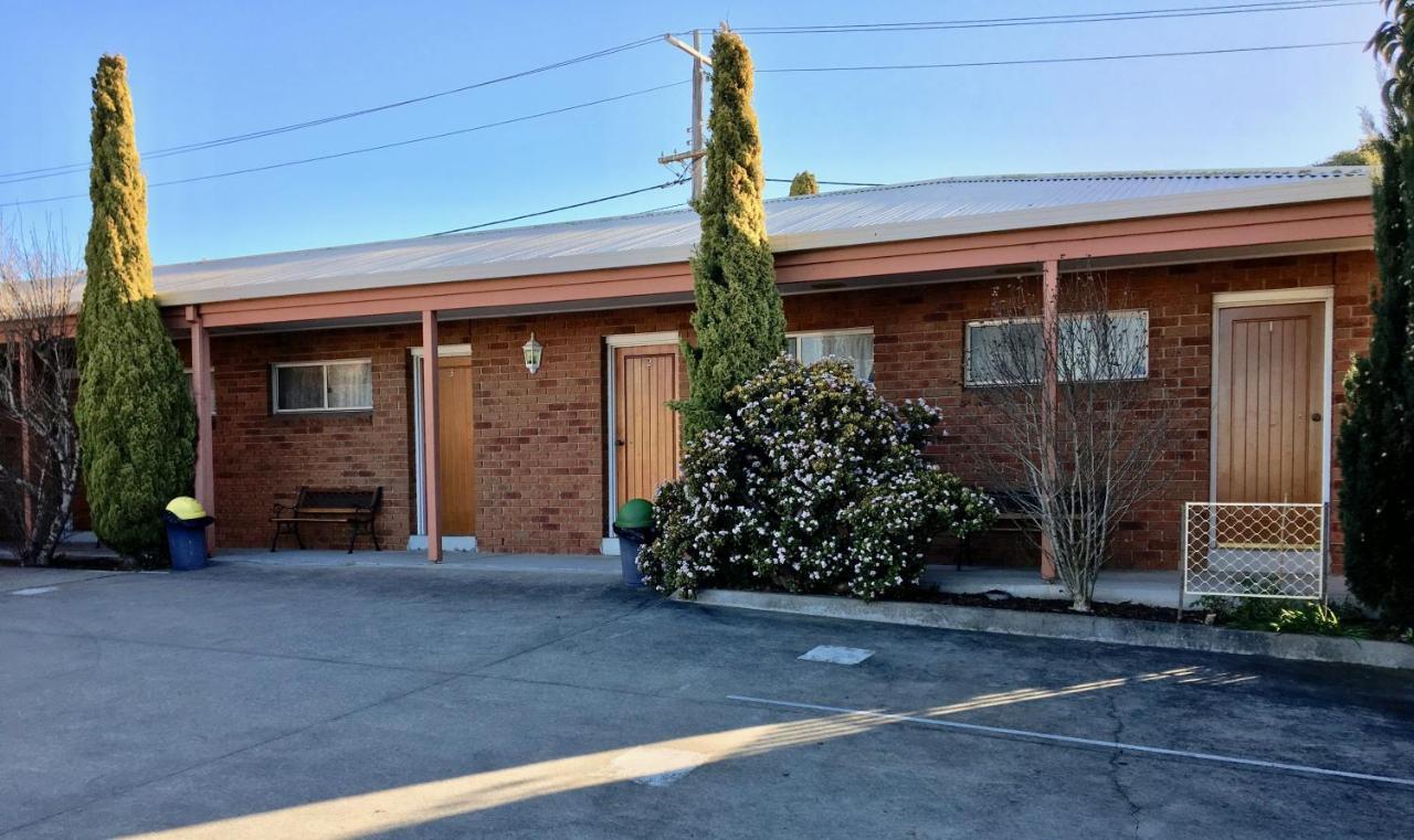 Inverloch Central Motor Inn Exterior photo